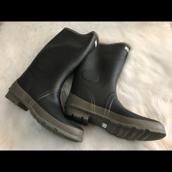 NEW Hunter Boots - Picture 4 of 8